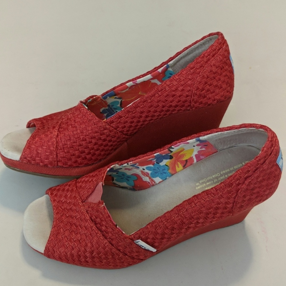Toms Espadrilles Multiple Listing! - image 5